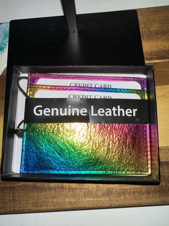 Urban London Studio Handbags - Genuine Leather Rainbow Metallic Card Holder